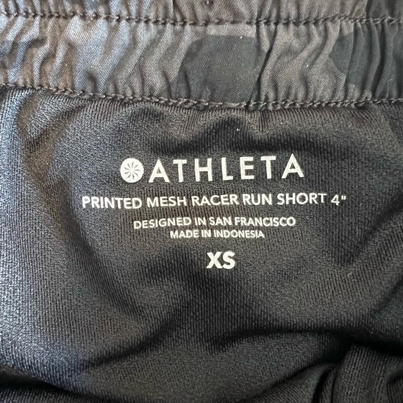 Athleta | Athletic | Mesh Racer Run | Short | Mid Rise | 4” | Camo |‎ XS - Picture 4 of 6